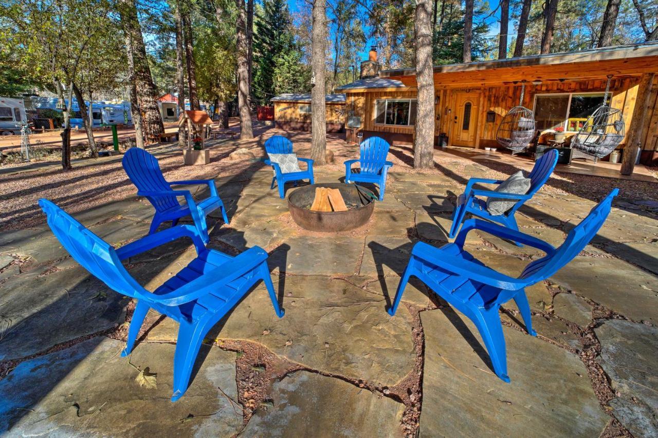 Cozy Cabin Retreat With Patio And Fenced Yard 패이슨 외부 사진